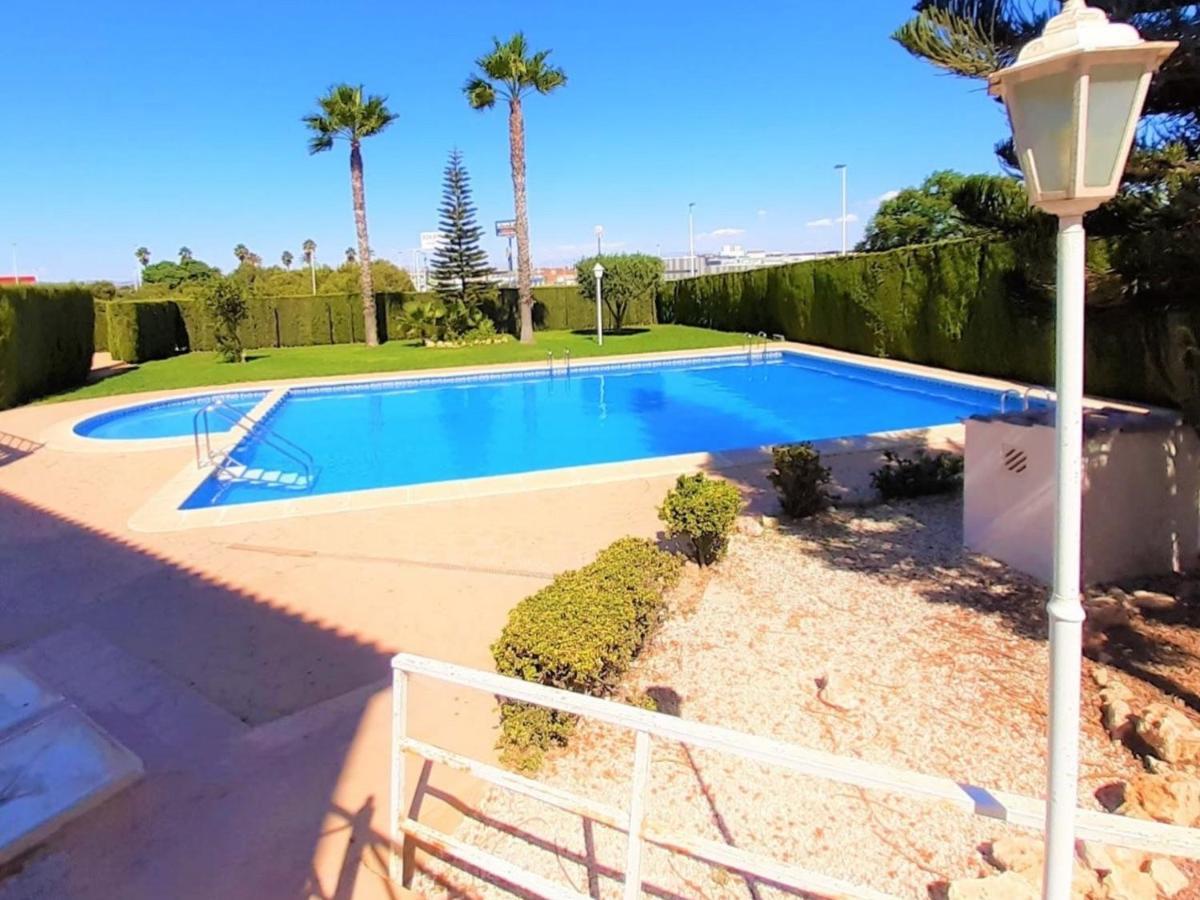 Casa Alegria Apartment With Pool Torrevieja Zewnętrze zdjęcie
